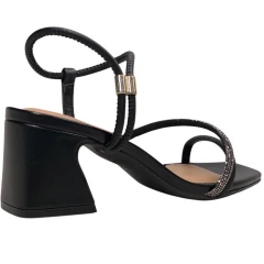 Sandalia Beira Rio 8585101 Preto/hematite - loja online