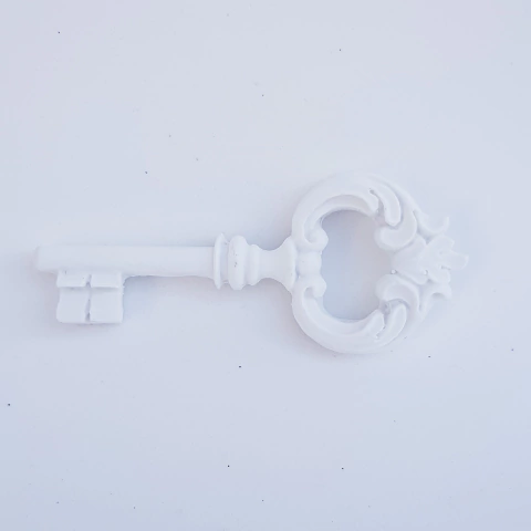 Chave Alice de Resina (10cm)