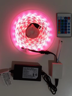 TIRA LED 5MTS. C/ CONTROL REMOTO 5050 ILUMINACIÓN - tienda online