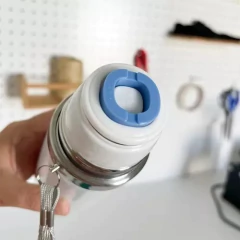 Termo bala Monsteras en internet