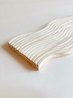 Base de Madera Ondulada - Petite Margot