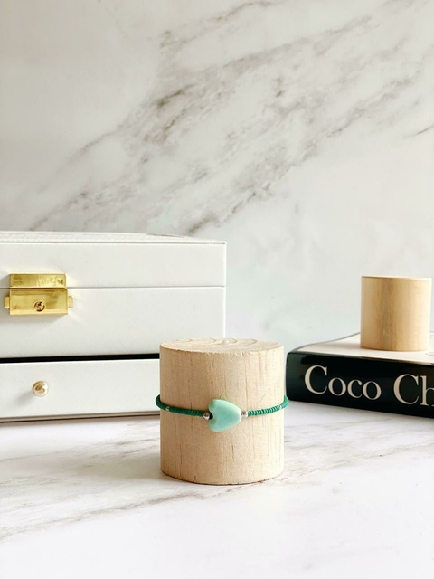 PULSERA AMPARO \ CORAZÓN NACARADO