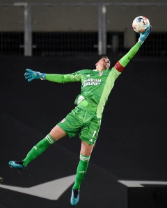 cinta de capitan brazalete rojo - ANDY ROTH STORE