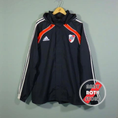 campera rompeviento 2011