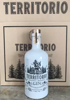 Gin Territorio 750cc botella vidrio (Comodoro) en internet
