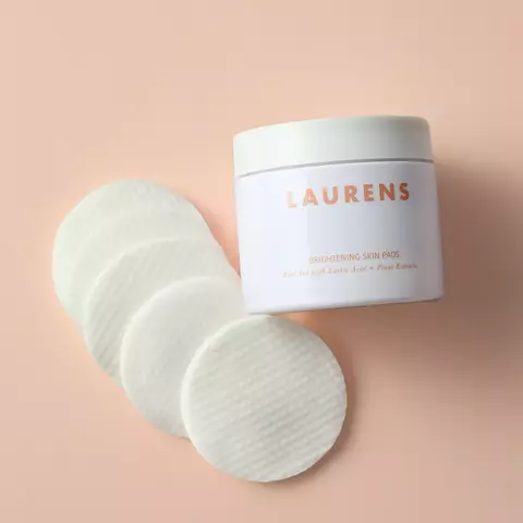 LAURENS - BRIGHTENING SKIN PADS - comprar online