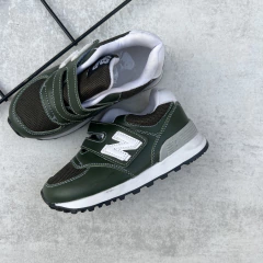 ZAPATILLAS NEW VELCRO VERDE MILITAR - SALDO SIN CAMBIO en internet