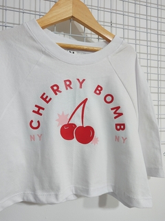 CROPTOP OVERSIZE CHERRY NY