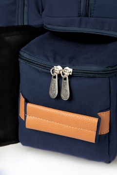 HAPPY LITTLE MOMENTS MOCHILA MATILDA AZUL - Childs Especialistas en Bebes