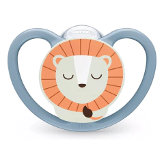 NUK SET DE 2 CHUPETES SPACE LUMINOSO TALLE 1 LEON / GALAXIA 10730900 - Childs Especialistas en Bebes