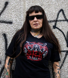 Baby Look Dead by Dawn na internet
