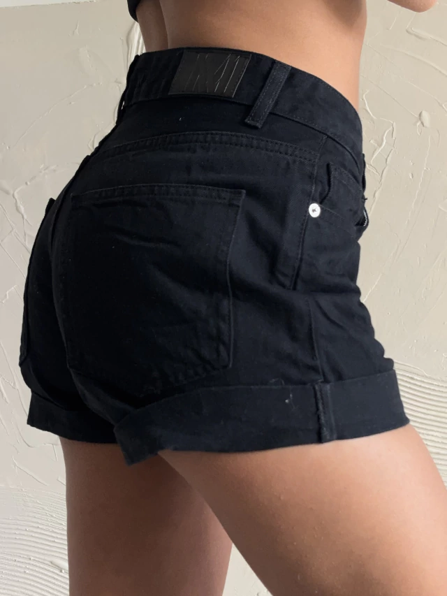 SHORT DOB BLACK — imagen 7