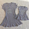 vestido simbolo peplum mãe e filha