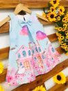 Vestido Casa nuvem fundo azul modelo Manuella infantil