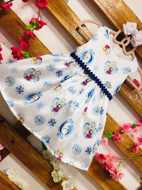 Vestido Frozen Elsa e Ana Espelhos pérolas