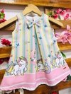 Vestido unicórnio listra clara colorida borboletinhas laço infantil