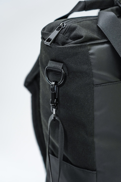 MOCHILA MATERA OLYMPIA NEGRA - comprar online