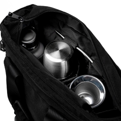 Mochila Matera Kyma Mykonos Negra portanotebook laptop Un mate Calidad Stanley