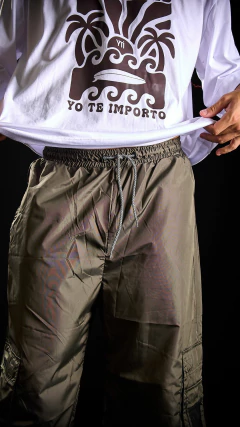 Pantalón MOM- DARK FUTURE en internet