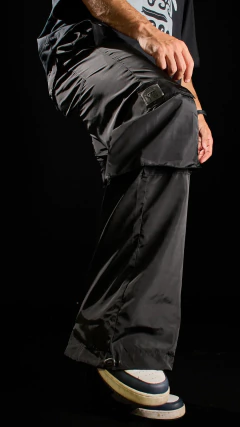 PANTALÓN MOM - DARK en internet