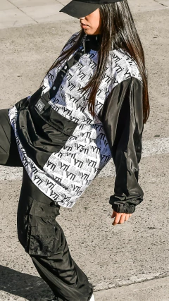 ANORAK SUPREME - Yo te Importo 