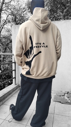 HOODY IT´S en internet