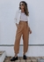 Calça alfaiataria feminina social nas cores caramelo, azul e preta. Cintura alta, feita em  viscose com acetato. Pode ser usada  trabalho ou para sair. muito sofisticada.
