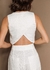Macacão feminino alfaiataria off white em linho, calça reta e colete