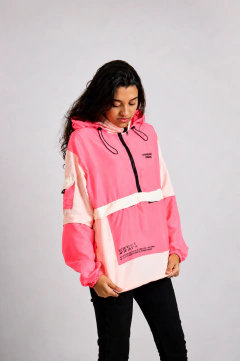 Jaqueta Corta Vento Anorak Camaleão Urbano Capuz Rosa - loja online