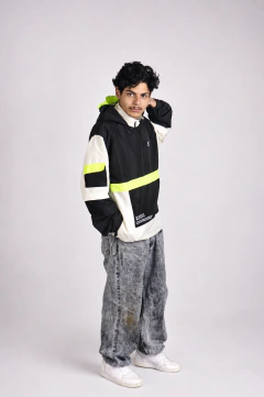 Imagem do Jaqueta Corta Vento Anorak Camaleão Urbano Capuz Verde Neon