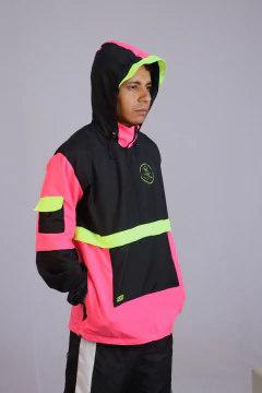 Jaqueta Corta Vento Anorak Camaleão Urbano x Flipei na internet