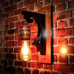 Arandela Colonial em Madeira Maciça - Barril - Cor Relic - Delenha Decor