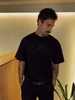 T SHIRT SILHOUETTE MINI - OLDO na internet