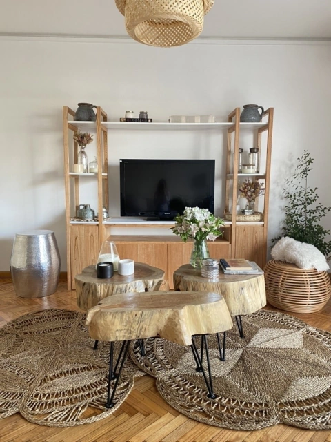 RACK CON ALZADA DERMOT POR ENCARGO