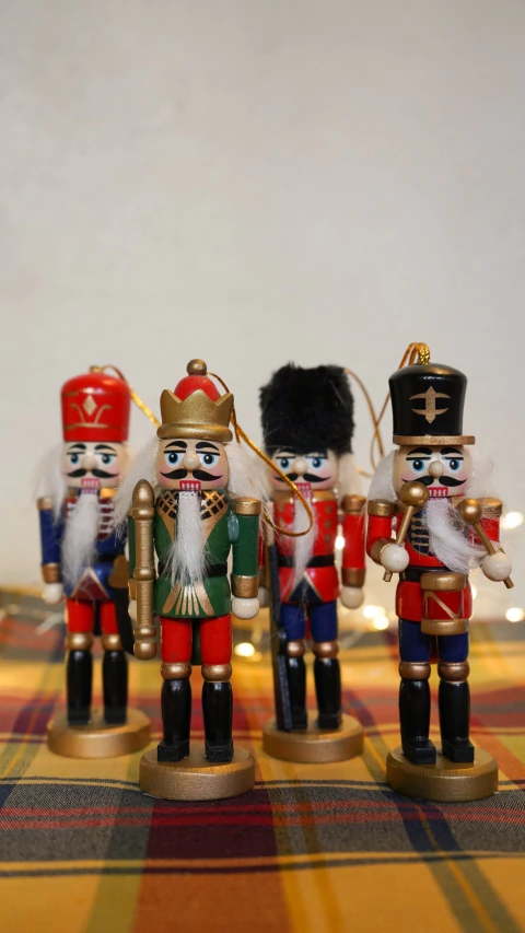 CASCANUECES IMPERIAL