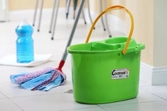 Balde Con Escurridor Oval 16lts - comprar online