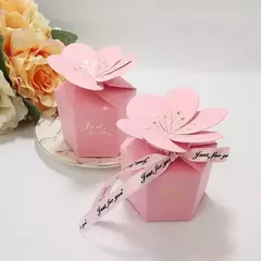 Caja hexagonal con flor. Dos colores. Precio por unidad. - tienda online