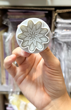 Cortante y marcador con eyector "mandala". en internet