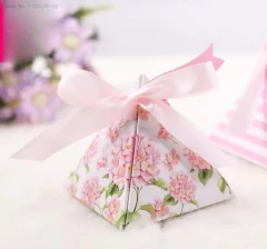 Caja triangular flores hortensia. Precio por unidad. - comprar online
