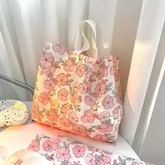 Bolsa con manija "flores salmón". Varios tamaños. Precio por unidad.