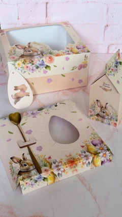 Caja cuadrada con visor "Pascua". Precio por unidad. en internet
