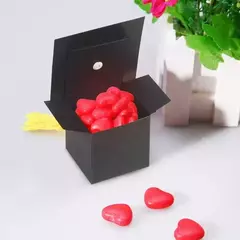 Caja con forma de Gorro de egresados. Precio por unidad. - tienda online
