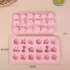 Molde de silicona "flores y moños" - Capkelitos