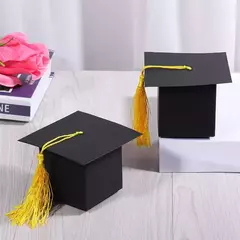 Caja con forma de Gorro de egresados. Precio por unidad. - comprar online