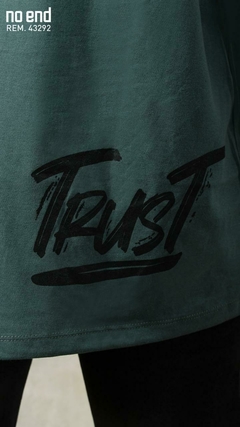 REMERA TRUST OVERSIZE 43292 - comprar online