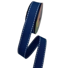 Fita Jeans Escura Pespontada Branca - Sinimbu - Rolo - Fitas de Gorgorão Sanding, Bela Fita, Apliques, bico de pato, meias de seda, colas.  Bella Rosa Fitas