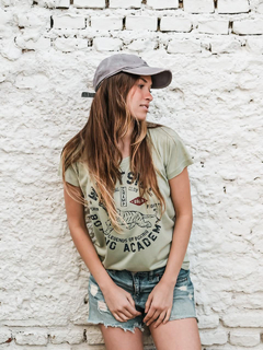 Remera Academy - comprar online