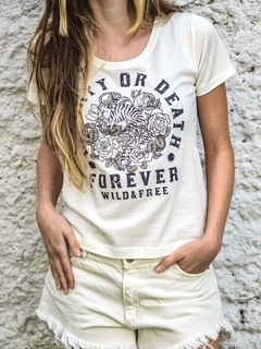 REMERA WILD & FREE