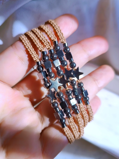 Pulsera Hilo Estrellita hematite