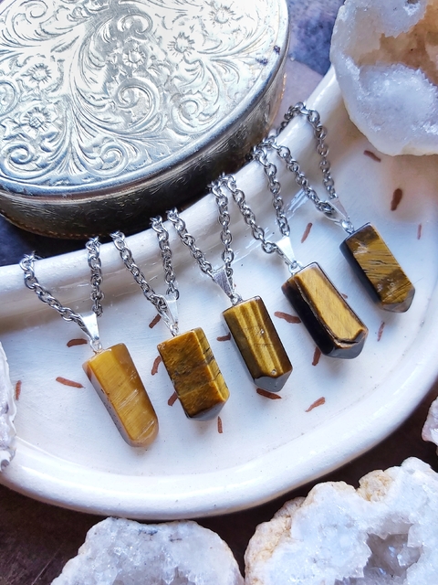 Dije punta Ojo de tigre